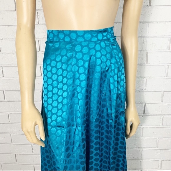 Missguided asymmetric midi skirt in teal polka dot - Picture 3 of 8